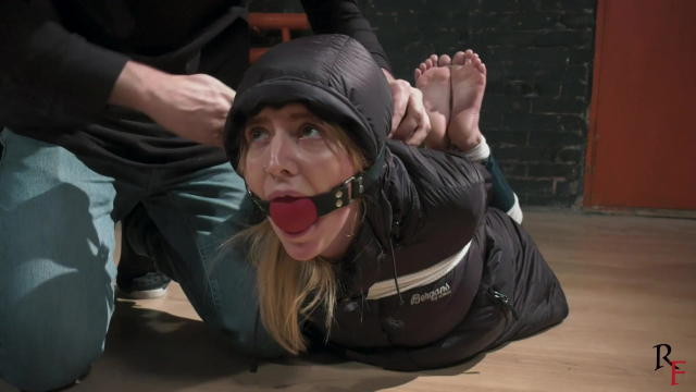 Down Jacket Burglar Katrina Got Tied Up