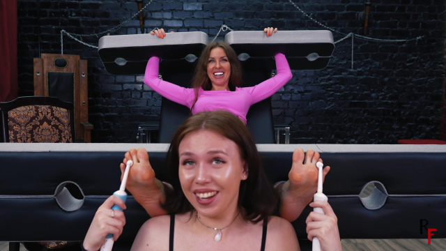 Tickling Sexy Kristy In Double Big Stocks