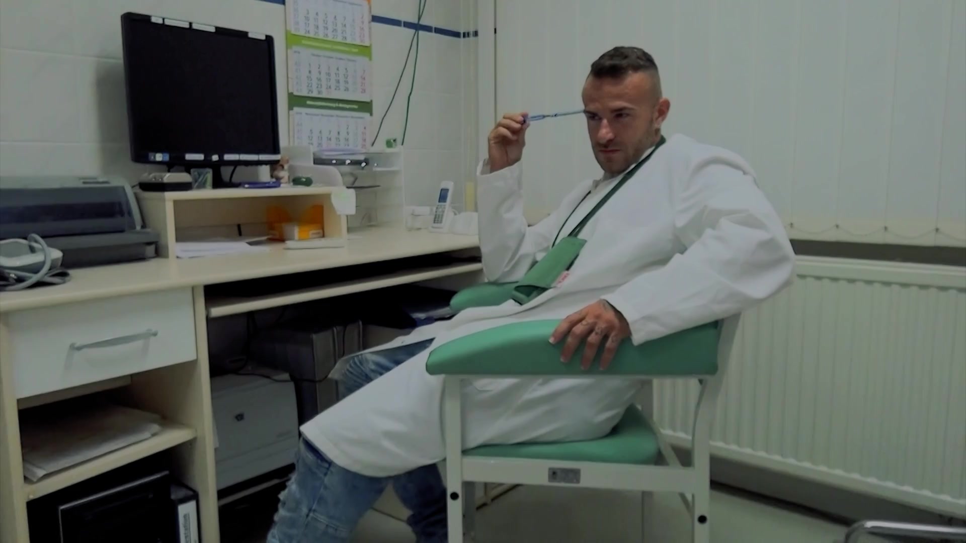 Beim Dr. Durchgenudelt - Versaut & Immer Heiss