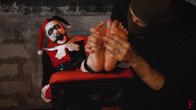 Original Harley Quinn - Foot Tickling