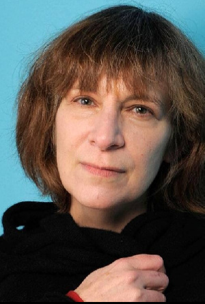 Amanda Plummer