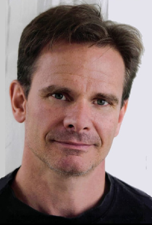 Peter Scolari