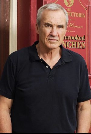 Larry Lamb