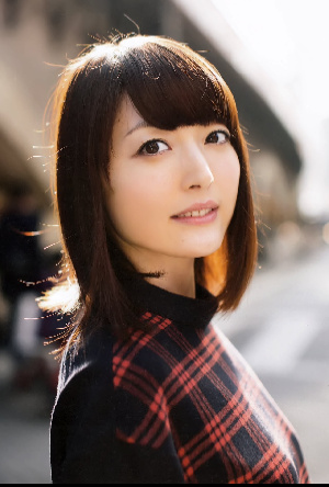 Kana Hanazawa