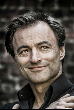 Dimitri Leue