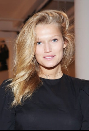 Toni Garrn