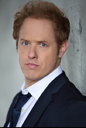 Raphael Sbarge