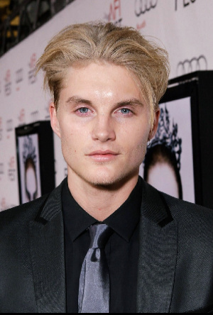 Toby Hemingway