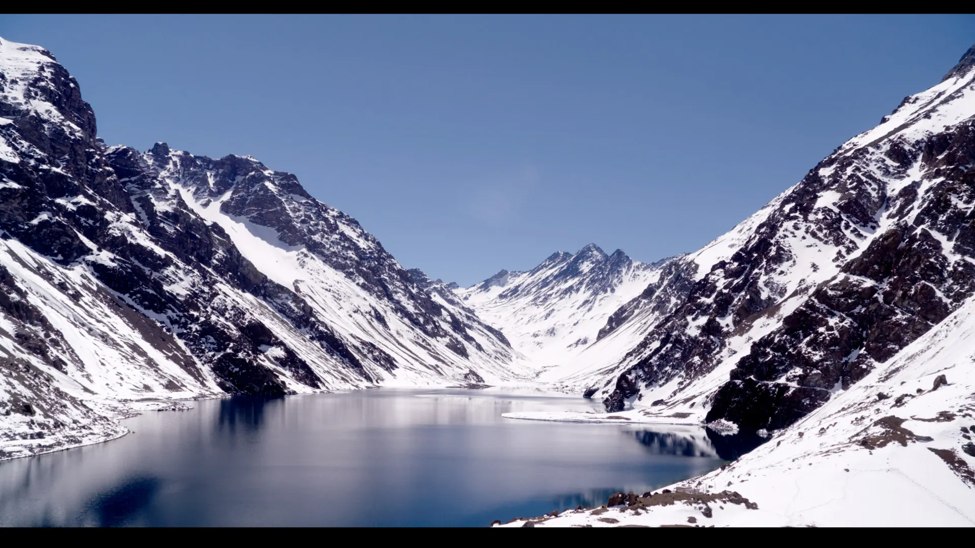 Background image for La Cordillera de los Sueños