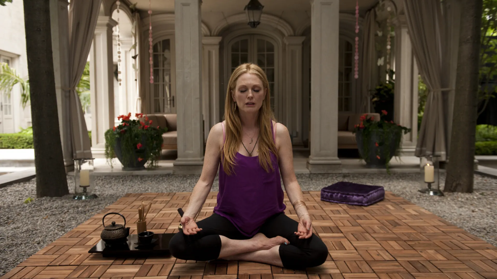 Background image for Maps to the Stars