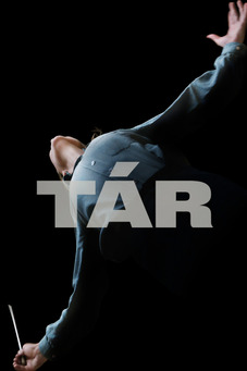 T�R